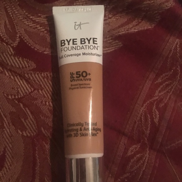 COPY - IT COSMETICS BYE BYE FOUNDATION SPF 50 IN TAN - Picture 1 of 3